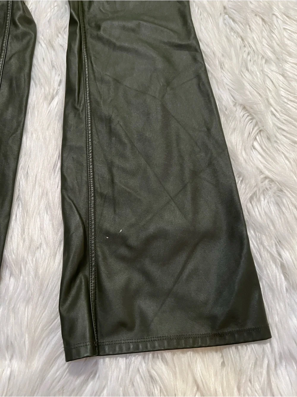 Wild Fable Women's Size 2 Low-Rise Flare Pant Olive Green Vegan Leather Pockets